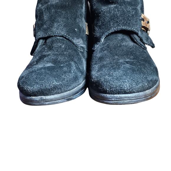 Miz Mooz Yeats Black Suede Flat Ankle Boots Side Zip Buckle EUC 37/ 7 - Picture 5 of 13